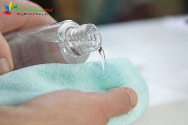 cách làm mềm nhựa cứng bằng hóa chất